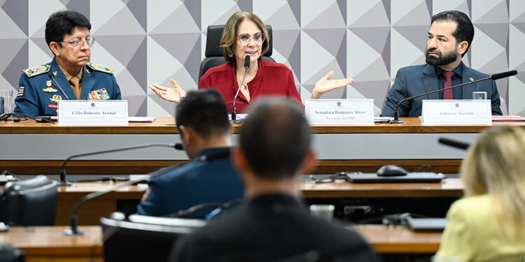 Solução de casos de desaparecimento de crianças requer integração, aponta debate