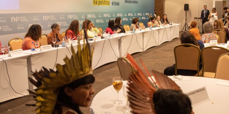 Viva Maria discute PL de iniciativa popular Mais Mulheres na política