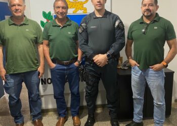 Comandante do 8º BPM recebe visita institucional da Usina Santa Helena