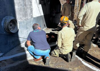 Idoso é resgatado após cair em fossa em Campo Grande