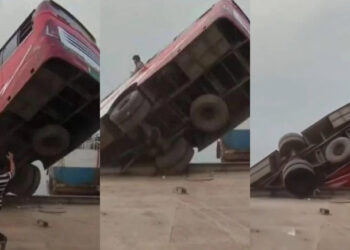 Ônibus cai em rio em Bangladesh e deixa 24 mortos