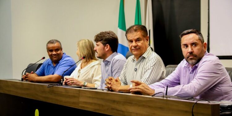 Nelsinho Trad e Prefeitos de 40 cidades participam de imersão em comunicação pública e transparência