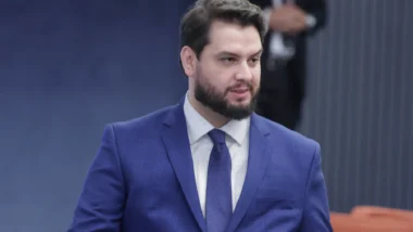 Grupo inclui lideranças como Sóstenes Cavalcante, Rogério Marinho e o novo presidente do PL no Paraná, Filipe Barros.