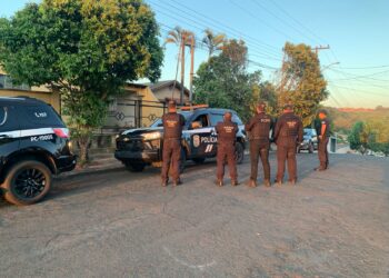 Polícia Civil deflagra operação para desarticular organização criminosa envolvida no desvio e transporte de drogas, com participação de agentes das forças de segurança pública