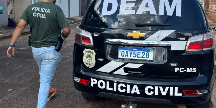 Polícia Civil cumpre mandado de prisão preventiva por crimes no contexto de violência doméstica em Campo Grande