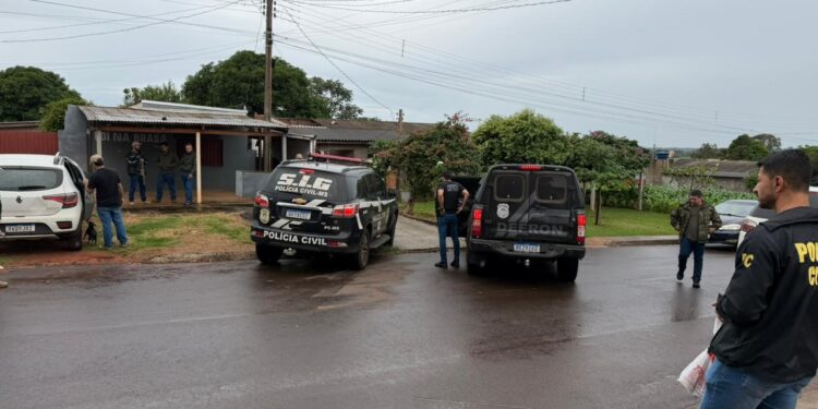 Polícia Civil desarticula grupo envolvido em furtos de caminhonetes e prende suspeitos em flagrante