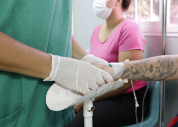 Agora é lei: empresa deve informar sobre direito a folga para exames