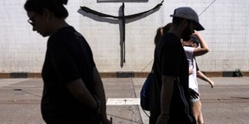 Brasília, 66 anos: misto de passado e futuro, pragmatismo e misticismo