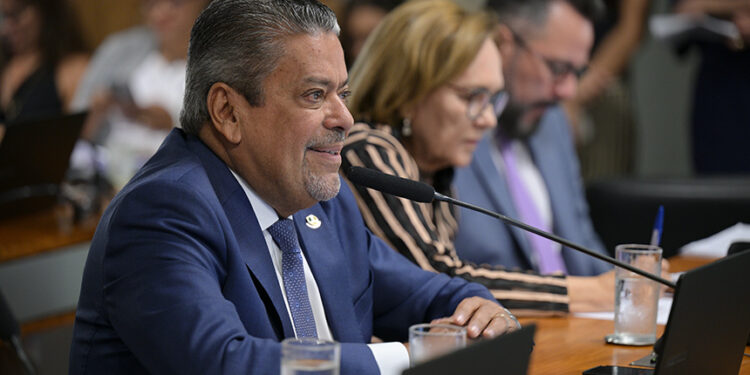 CAS fará audiências sobre diagnóstico de câncer e doenças oculares