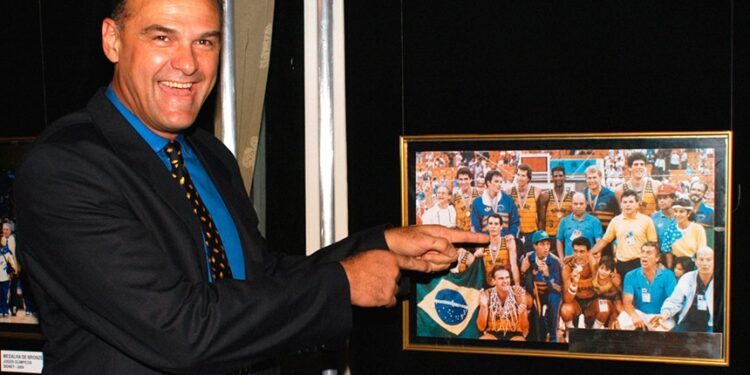 Davi lamenta morte de Oscar Schmidt, ‘ícone do basquete brasileiro’