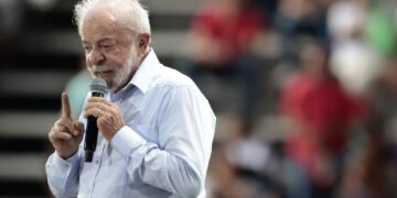 Em artigo, Lula defende reformas no Conselho de Segurança da ONU