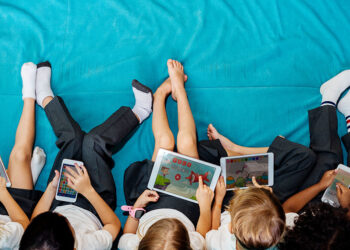 Fato: Lei Felca existe? Veja o que o Senado aprovou sobre proteção digital de crianças