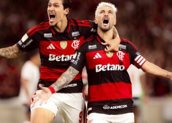 Fla estreia na Copa do Brasil com triunfo de 2 a 1 sobre o Vitória