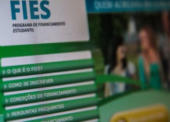 MEC divulga nova convocação para lista de espera do Fies 2026