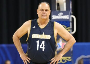 Mão Santa, mão treinada: se Oscar pegava na bola, era cesta na certa