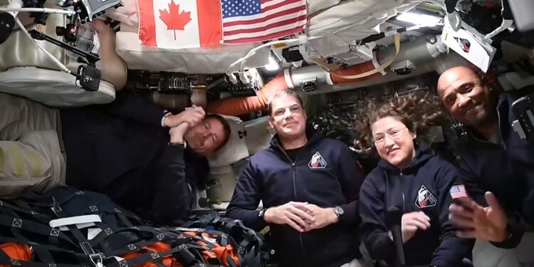 Missão Artemis II: astronautas retornam para a Terra nesta sexta-feira