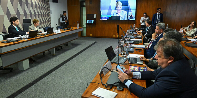 Novo Código Civil: especialistas discutem direito das coisas e direito empresarial