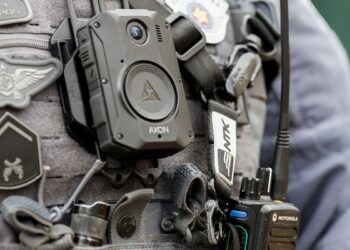 PL propõe aumentar pena de policiais que matarem em conduta abusiva