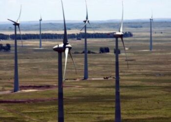 Plano de transição energética quer atingir a neutralidade de emissões