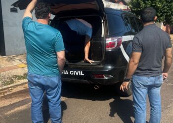 Polícia Civil prende homem por estupro e cárcere privado em Campo Grnade