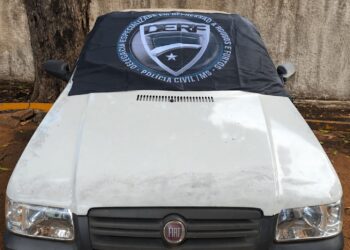 Polícia Civil recupera veículo furtado no bairro Residencial Oliveira