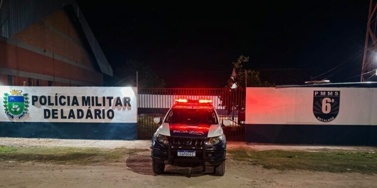 Polícia Militar Prende Foragido da Justiça Durante Patrulhamento em Ladário.