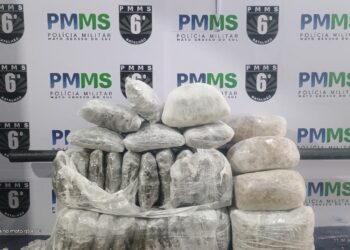 Polícia Militar Prende Mulher com Mais de 21 kg de Droga em Corumbá