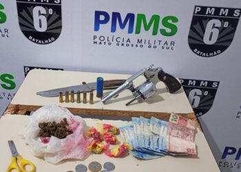 Polícia Militar apreende arma de fogo e droga em Corumbá