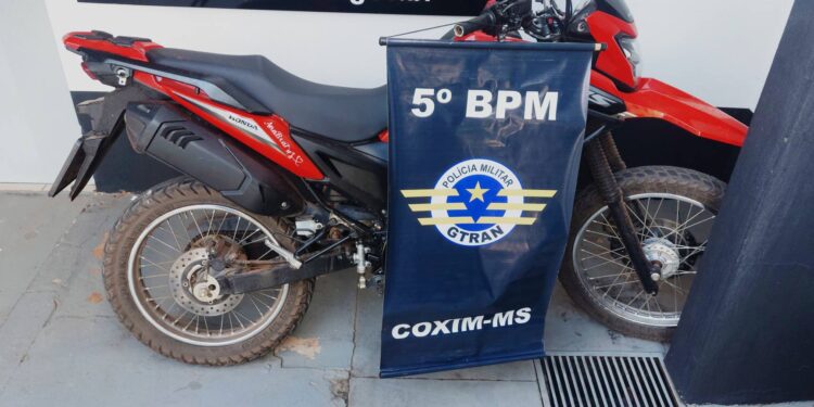 Polícia Militar recupera veículo furtado e prende autor do crime em Coxim