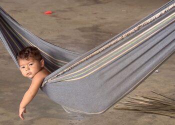 Por que sentimos sono depois do almoço?