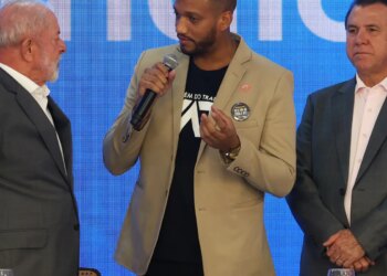 Presidente Lula se reúne com representantes de centrais sindicais