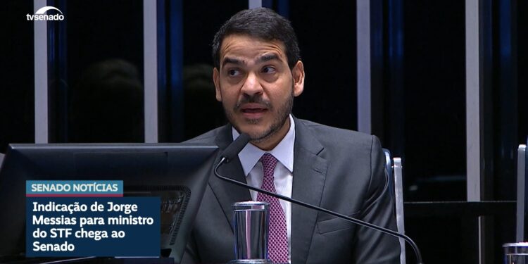 Saiba quem é Jorge Messias, indicado por Lula para o cargo de ministro do STF