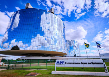 Sancionado reajuste para o Ministério Público da União