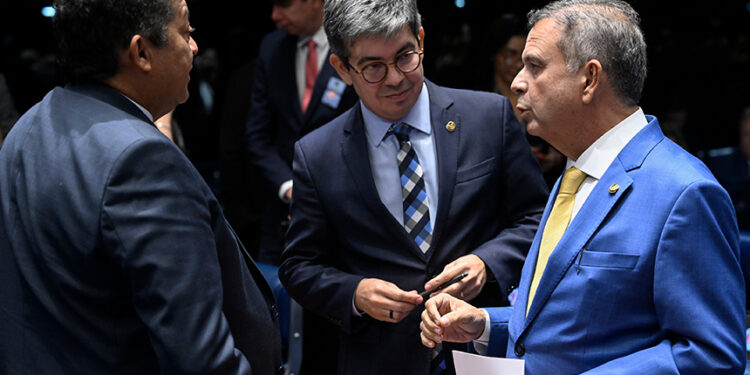 Seguro-defeso: Câmara rejeita mudança feita pelo Senado e texto vai à sanção