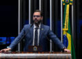 Em discurso, à tribuna., senador Jorge Seif (PL-SC).