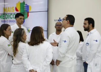 Mais Médicos abre 1,5 mil vagas e inscrições terminam quarta-feira