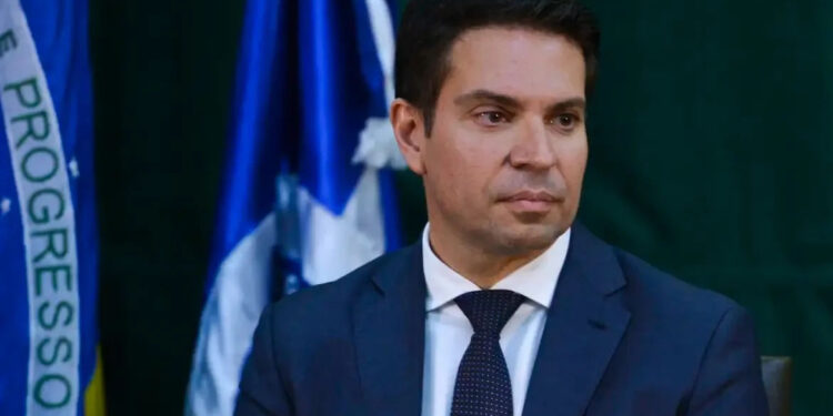 Alexandre Ramagem é detido pelo ICE nos Estados Unidos e aguarda decisão migratória