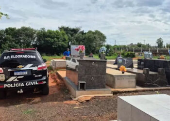 Trio preso por necrofilia após violar túmulo de vítima de feminicídio