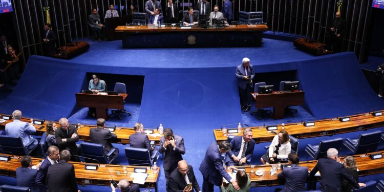 Senado rejeita indicação de Jorge Messias ao STF por 42 a 34 votos