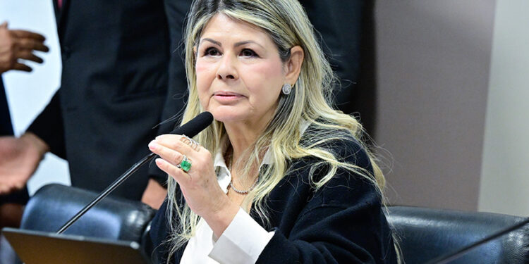 À mesa, em pronunciamento, indicada para exercer o cargo de ministra do Tribunal Superior do Trabalho (MSF 8/2026), Margareth Rodrigues Costa.