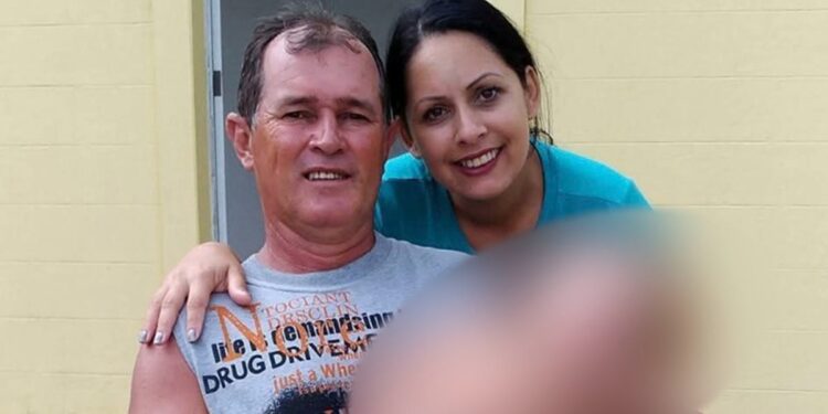 Mulher é morta pelo ex na frente do filho em MS