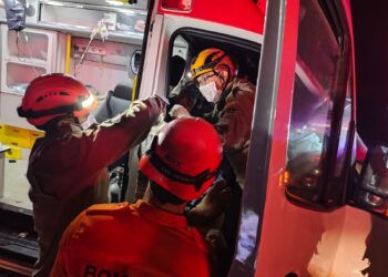 Ambulância de Bodoquena sai da pista na BR-262 após cochilo de motorista