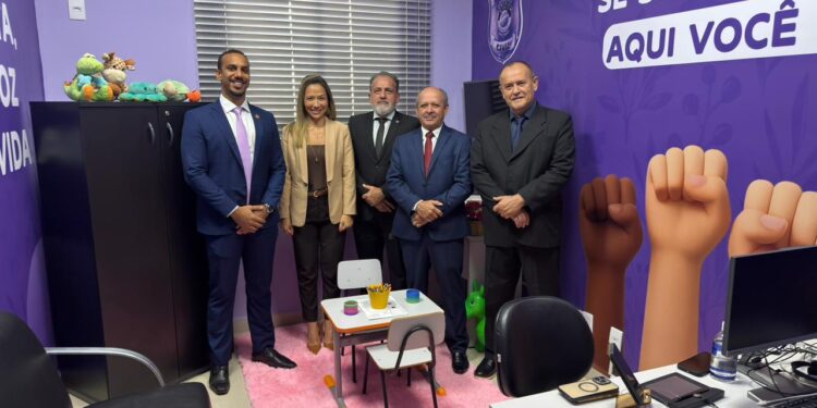 Polícia Civil revitaliza Sala Lilás da Delegacia de Ribas do Rio Pardo