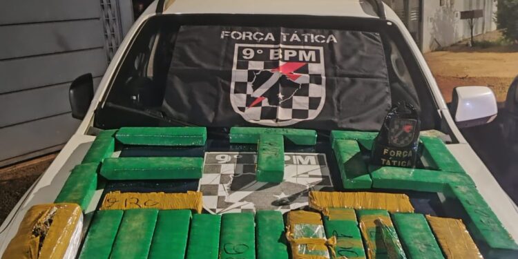 Dupla foragida é presa com 25 kg de maconha em Campo Grande