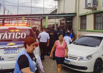 Adolescente de 13 anos dispara tiros contra escola no Acre
