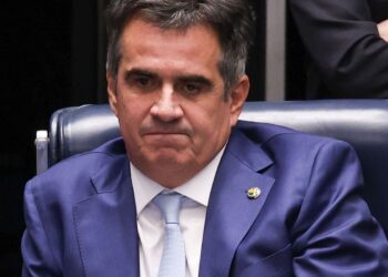 Advogado de Ciro Nogueira define relação com Vorcaro como natural