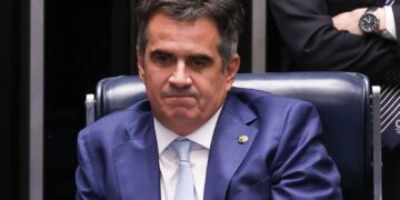 Advogado de Ciro Nogueira define relação com Vorcaro como natural
