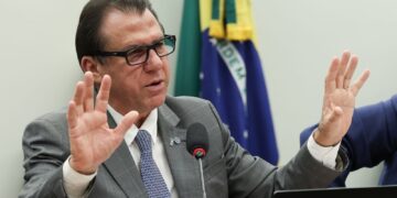 “Aposta é no ganho de produtividade”, diz Marinho sobre fim da 6x1