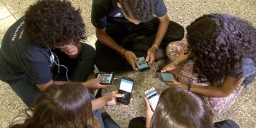 Classificação indicativa do YouTube no Brasil aumenta para 16 anos