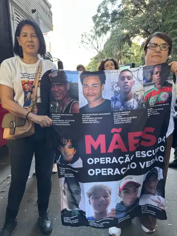 Elaine Cruz/Agência Brasil São Paulo (SP), 16/05/2026 - Cordão da Mentira faz ato na Paulista para lembrar Crimes de Maio e cobrar por justiça. Foto: Elaine Cruz/Agência Brasil